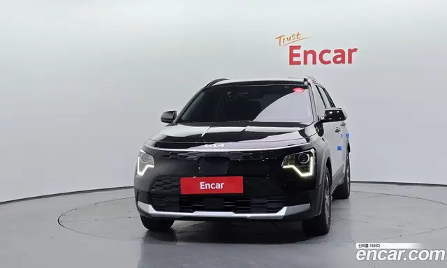 Kia Niro 2023 0.2 автомат (гидро), миниатюра 3