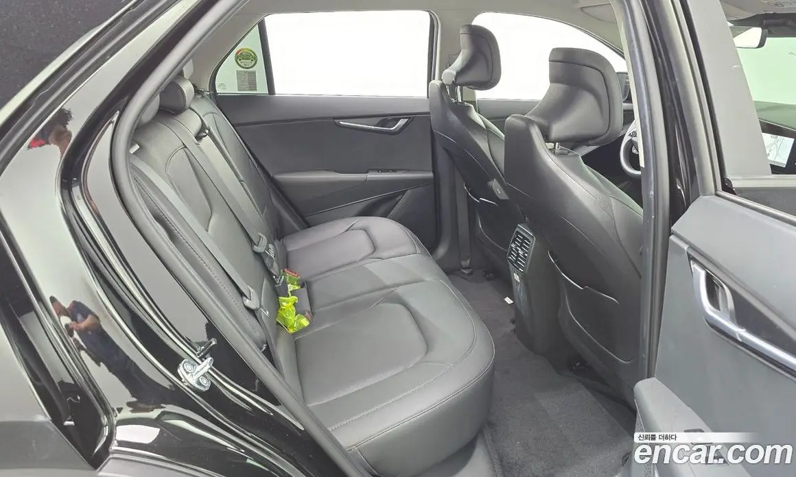 Kia Niro 2023 0.2 автомат (гидро), фото 23