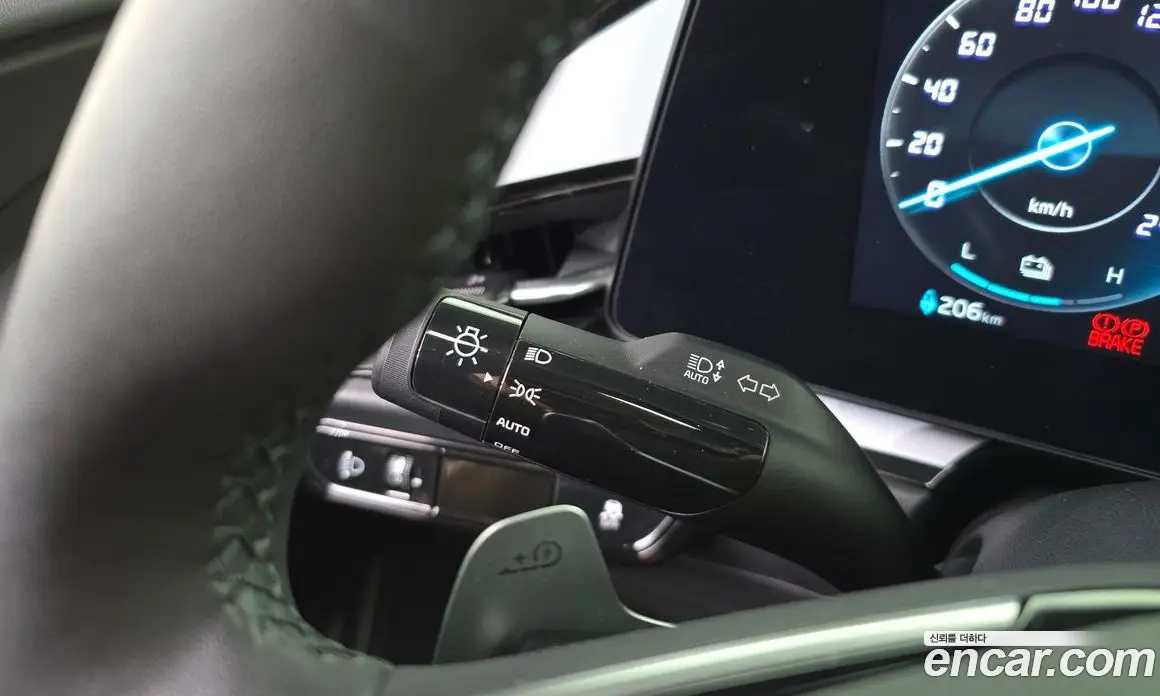 Kia Niro 2023 0.2 автомат (гидро), фото 30