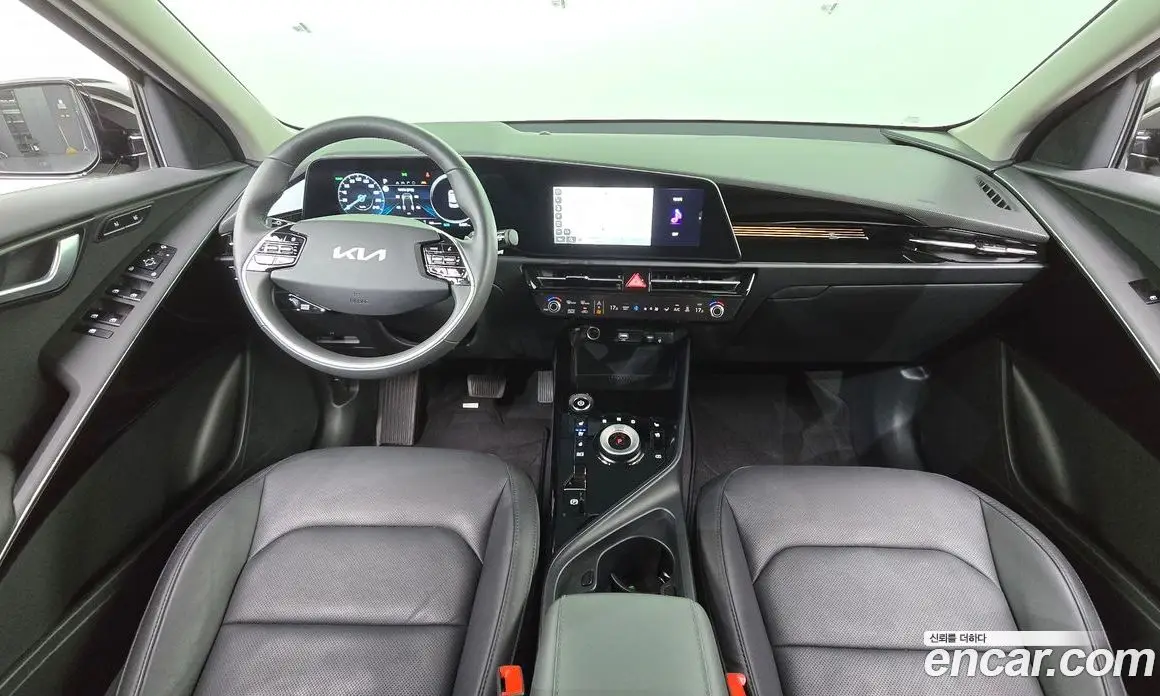 Kia Niro 2023 0.2 автомат (гидро), фото 10