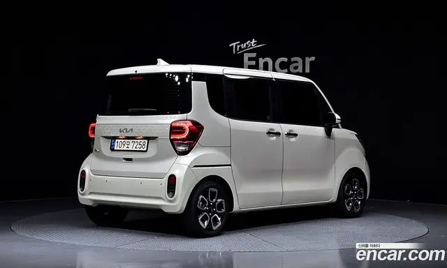 Kia Ray 2021 1.0 автомат (гидро), миниатюра 2