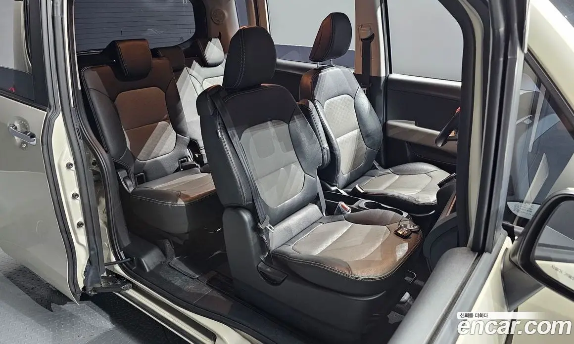 Kia Ray 2021 1.0 автомат (гидро), фото 11
