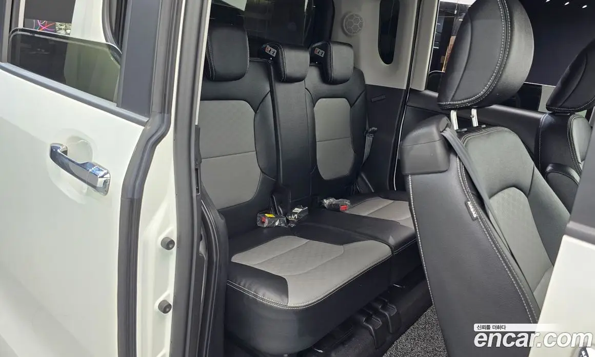 Kia Ray 2021 1.0 автомат (гидро), фото 16