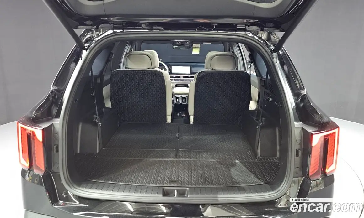 Kia Sorento 2023 1.6 автомат (гидро), фото 25
