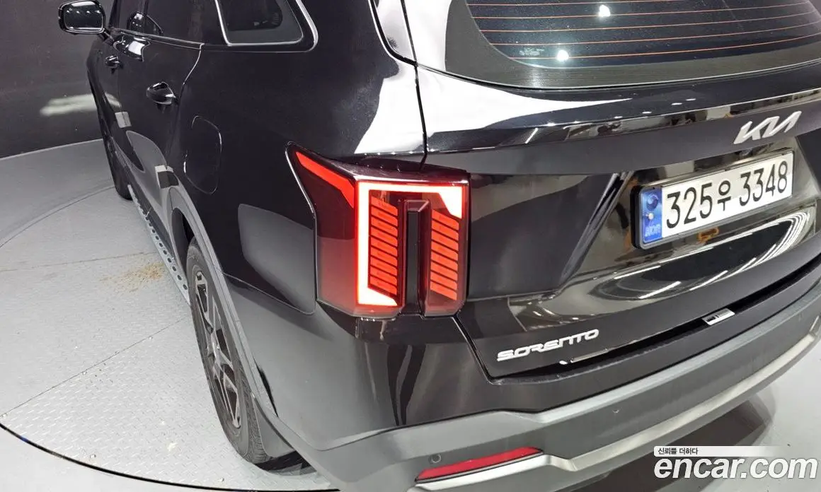 Kia Sorento 2023 1.6 автомат (гидро), фото 9