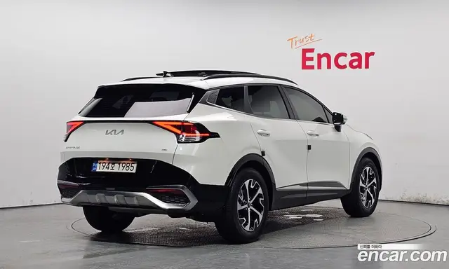Kia Sportage 2022 1.6 автомат (гидро), миниатюра 2