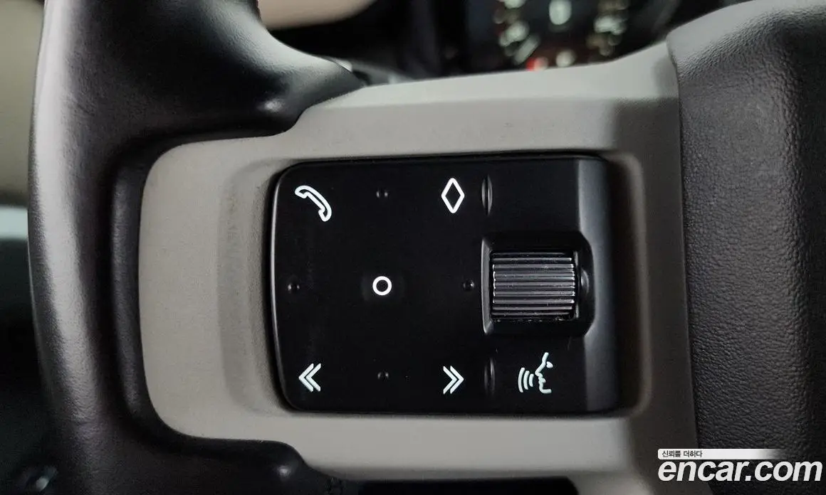 Land Rover Defender 2021 2.0 автомат (гидро), фото 24