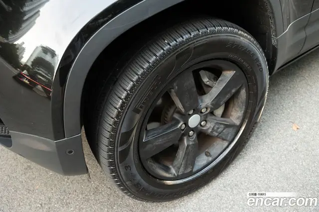 Land Rover Defender 2021 3.0 автомат (гидро), миниатюра 5