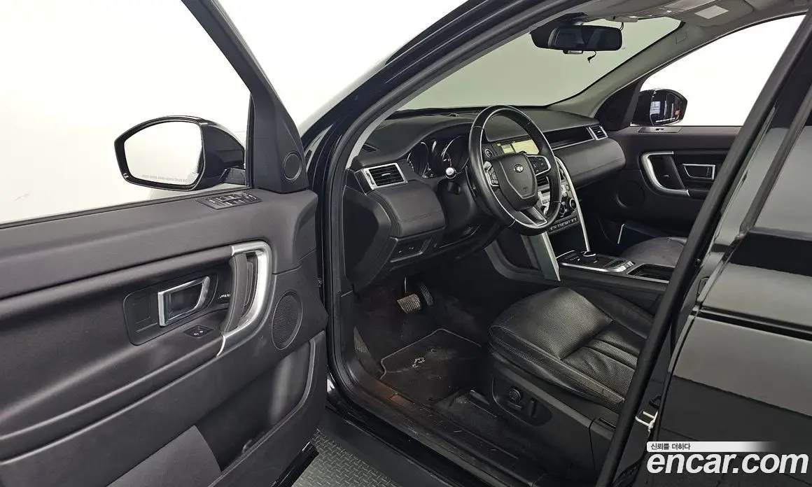 Land Rover Discovery Sport 2018 2.0 автомат (гидро), фото 13