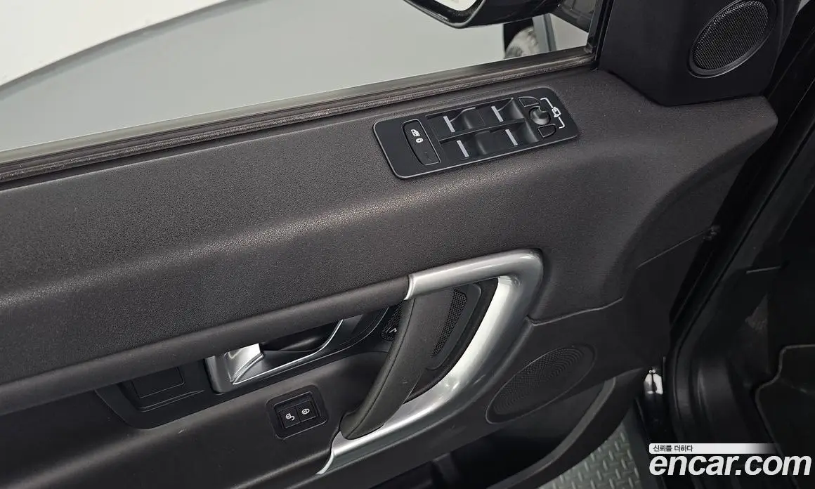 Land Rover Discovery Sport 2018 2.0 автомат (гидро), фото 32