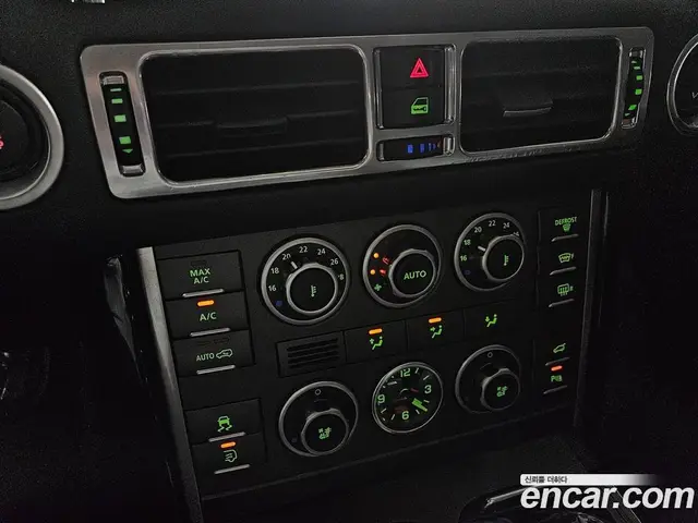 Land Rover Range Rover 2010 5.0 автомат (гидро), миниатюра 8