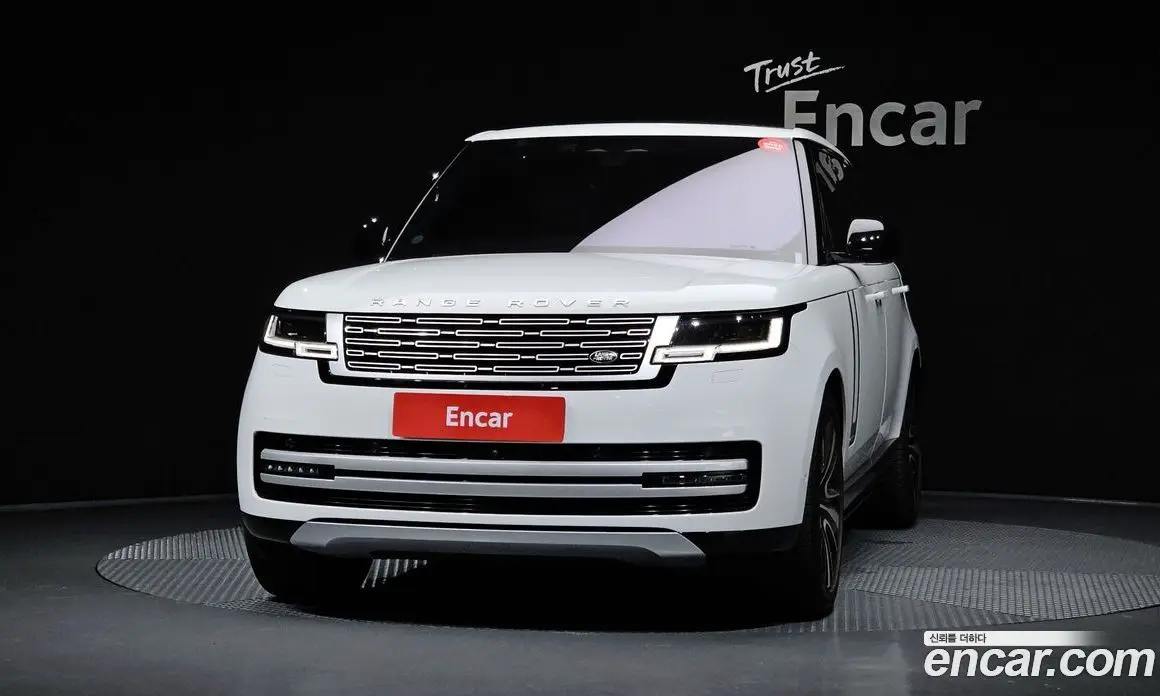 Land Rover Range Rover 2022 4.4 автомат (гидро), фото 17