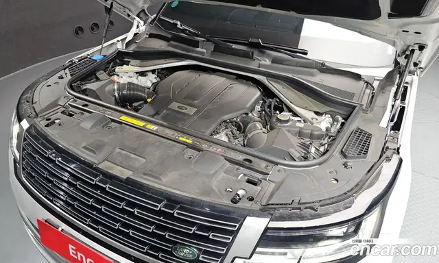 Land Rover Range Rover 2022 4.4 автомат (гидро), миниатюра 6