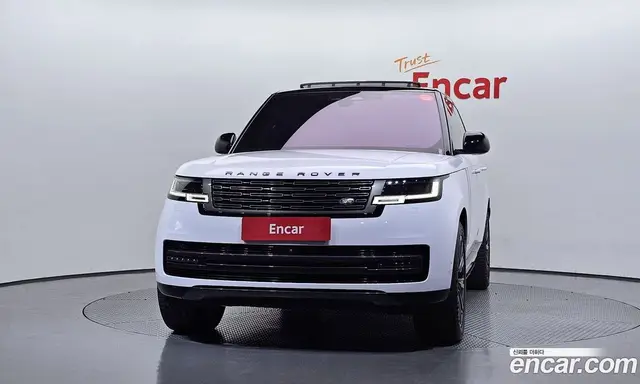 Land Rover Range Rover 2023 4.4 автомат (гидро), миниатюра 3