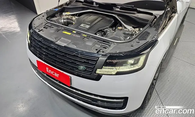 Land Rover Range Rover 2023 4.4 автомат (гидро), миниатюра 6