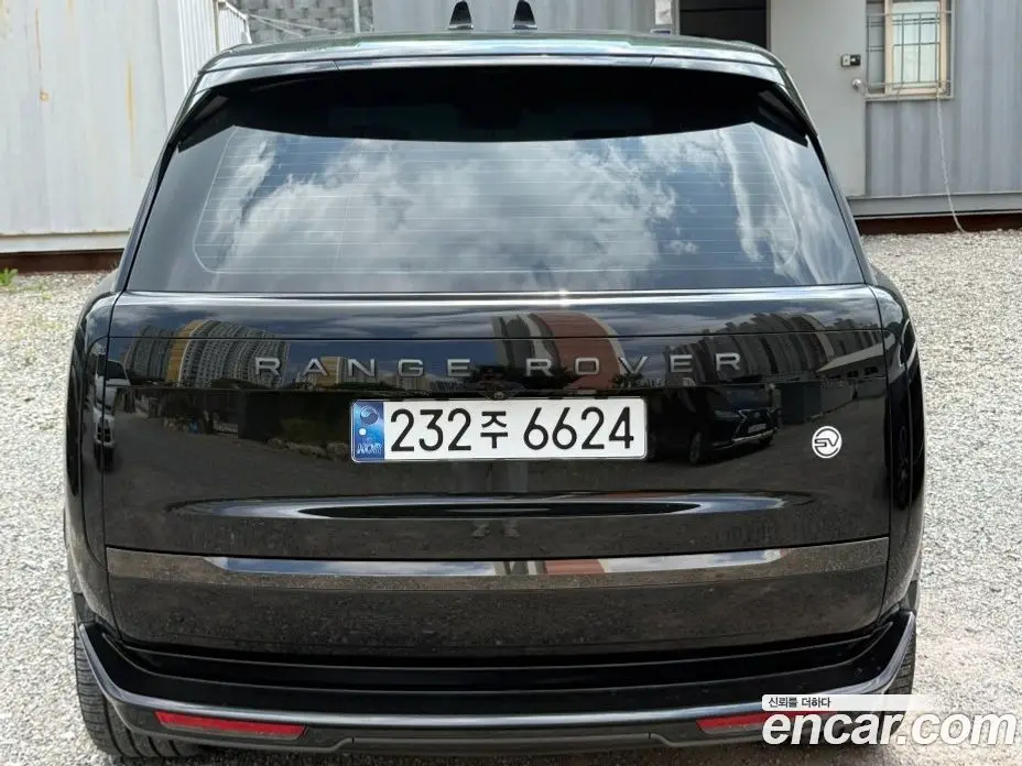 Land Rover Range Rover 2024 4.4 автомат (гидро), фото 4