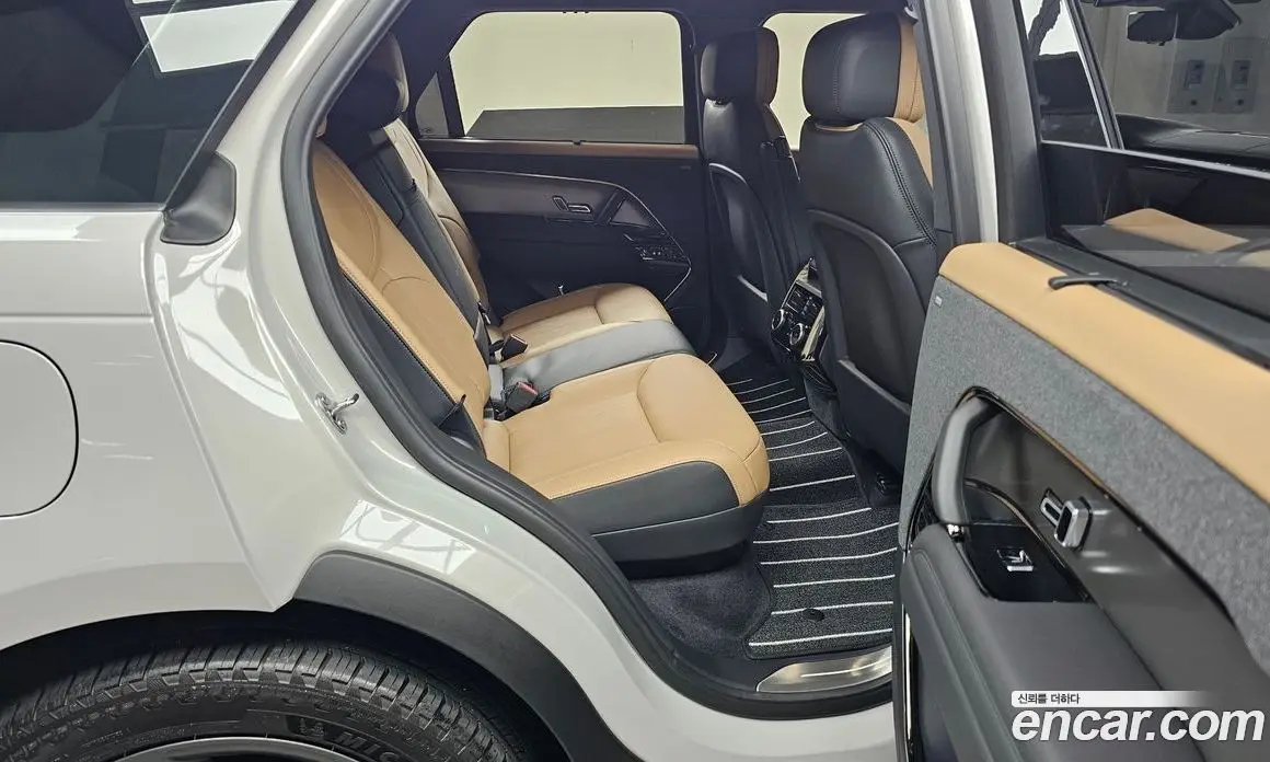 Land Rover Range Rover Sport 2025 3.0 автомат (гидро), фото 17