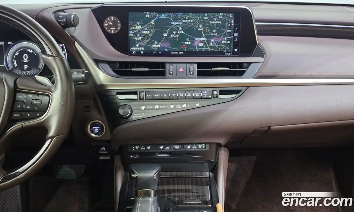 Lexus ES 2018 2.5 автомат (гидро), фото 14