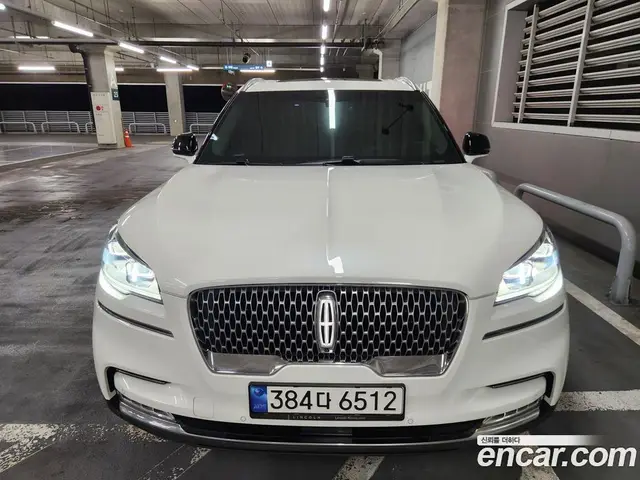 Lincoln Aviator, 2021, 69 989 км