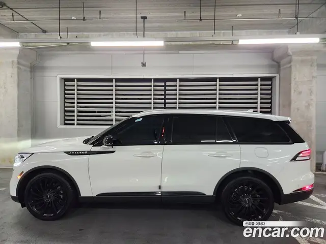 Lincoln Aviator 2021 3.0 автомат (гидро), миниатюра 2