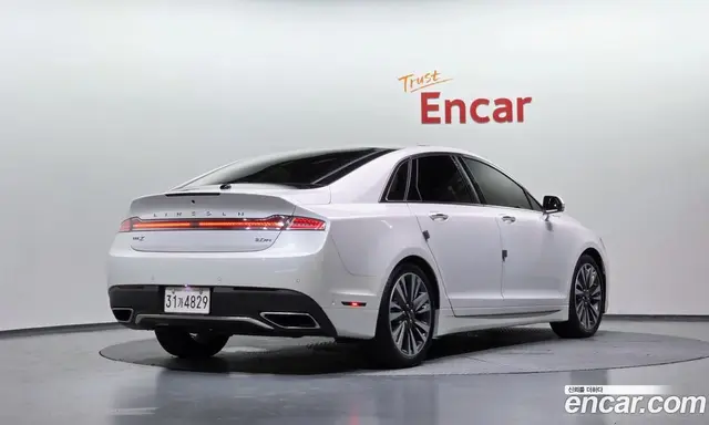 Lincoln MKZ 2020 2.0 автомат (гидро), миниатюра 2