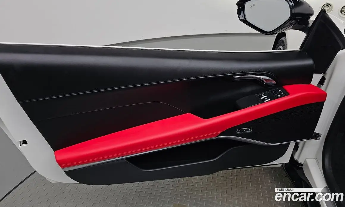Lotus Emira 2025 2.0 автомат (гидро), фото 13
