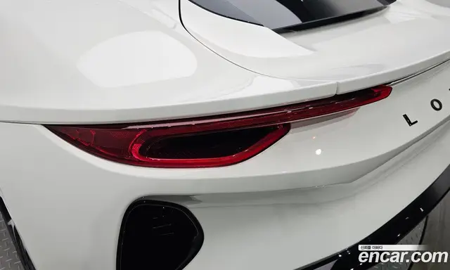 Lotus Emira 2025 2.0 автомат (гидро), миниатюра 8