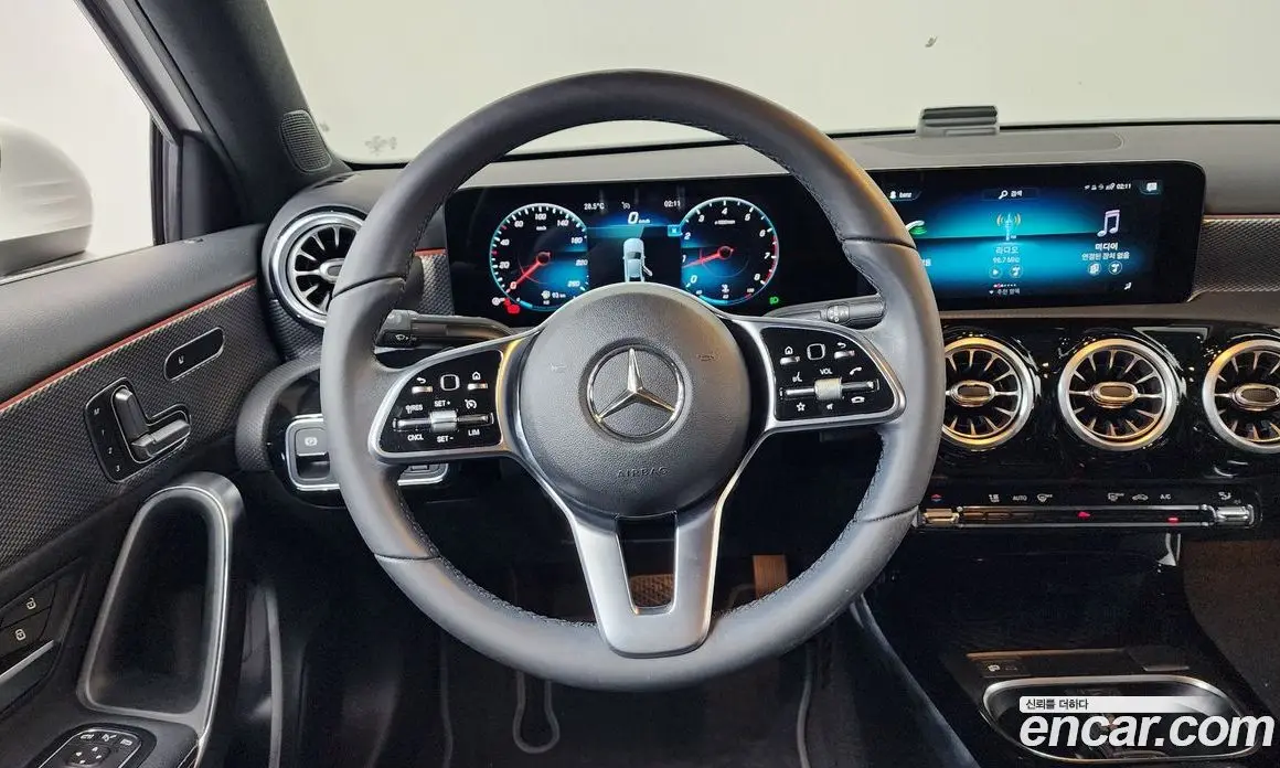Mercedes-Benz A-Class 2021 2.0 автомат (гидро), фото 19