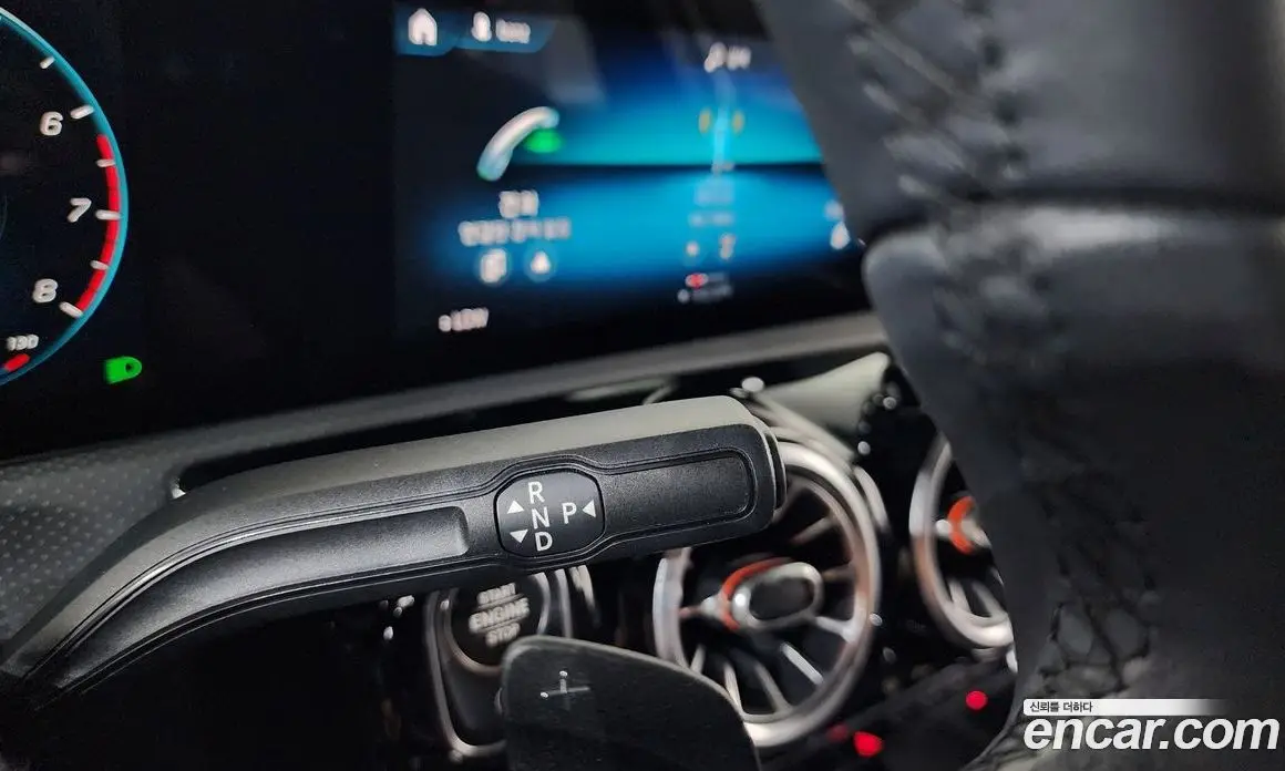Mercedes-Benz A-Class 2021 2.0 автомат (гидро), фото 28