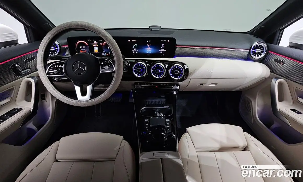 Mercedes-Benz A-Class 2021 2.0 автомат (гидро), фото 9