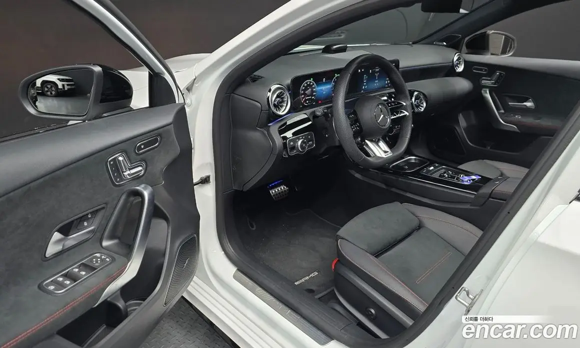 Mercedes-Benz A-Class 2025 2.0 автомат (гидро), фото 12
