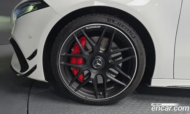 Mercedes-Benz A-Class 2025 2.0 автомат (гидро), миниатюра 4