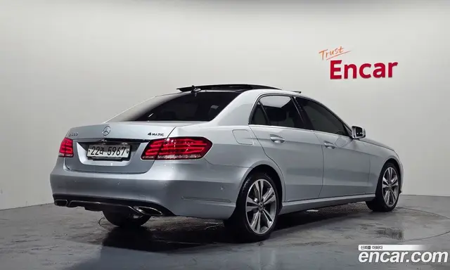 Mercedes-Benz E-Class 2014 3.5 автомат (гидро), миниатюра 2