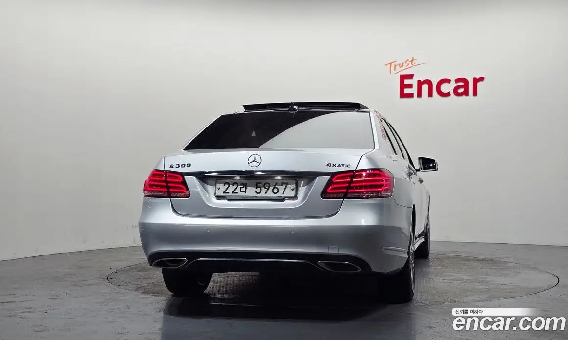 Mercedes-Benz E-Class 2014 3.5 автомат (гидро), фото 4