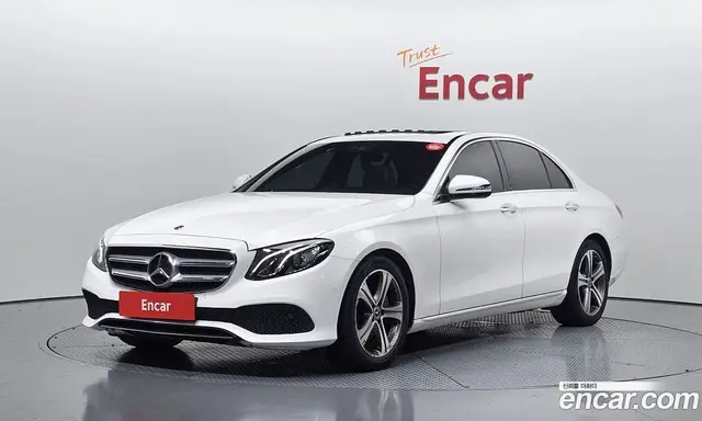 Mercedes-Benz E-Class 2018 2.0 автомат (гидро), миниатюра 1