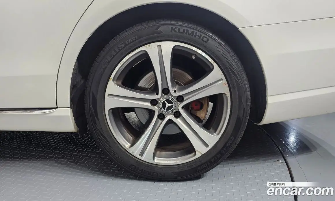 Mercedes-Benz E-Class 2018 2.0 автомат (гидро), фото 7