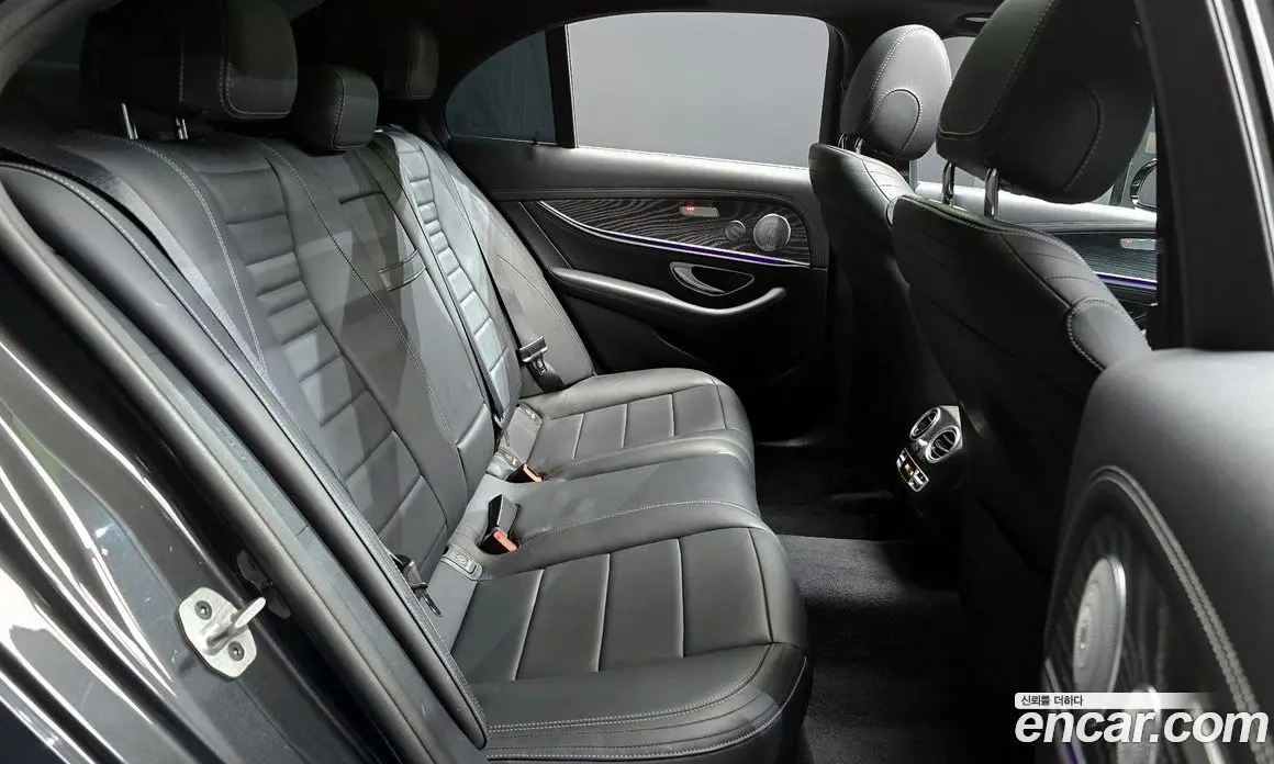 Mercedes-Benz E-Class 2020 2.0 автомат (гидро), фото 12 Mercedes-Benz E-Class 2020 2.0 автомат (гидро), фото 12