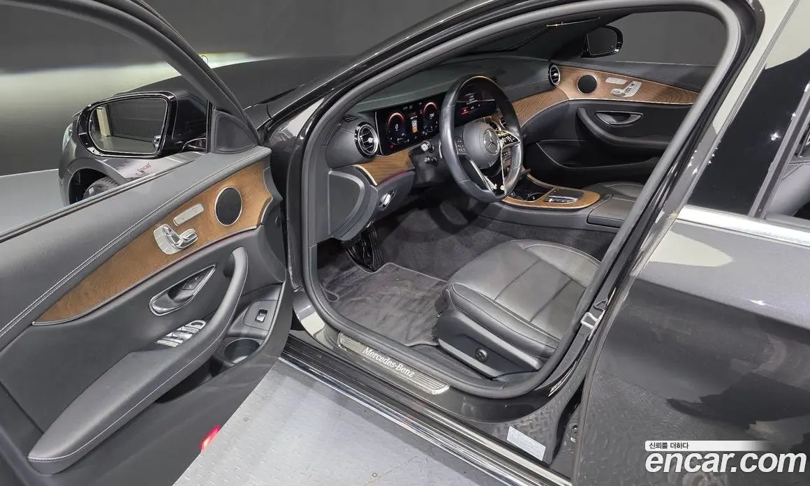 Mercedes-Benz E-Class 2021 2.0 автомат (гидро), фото 13
