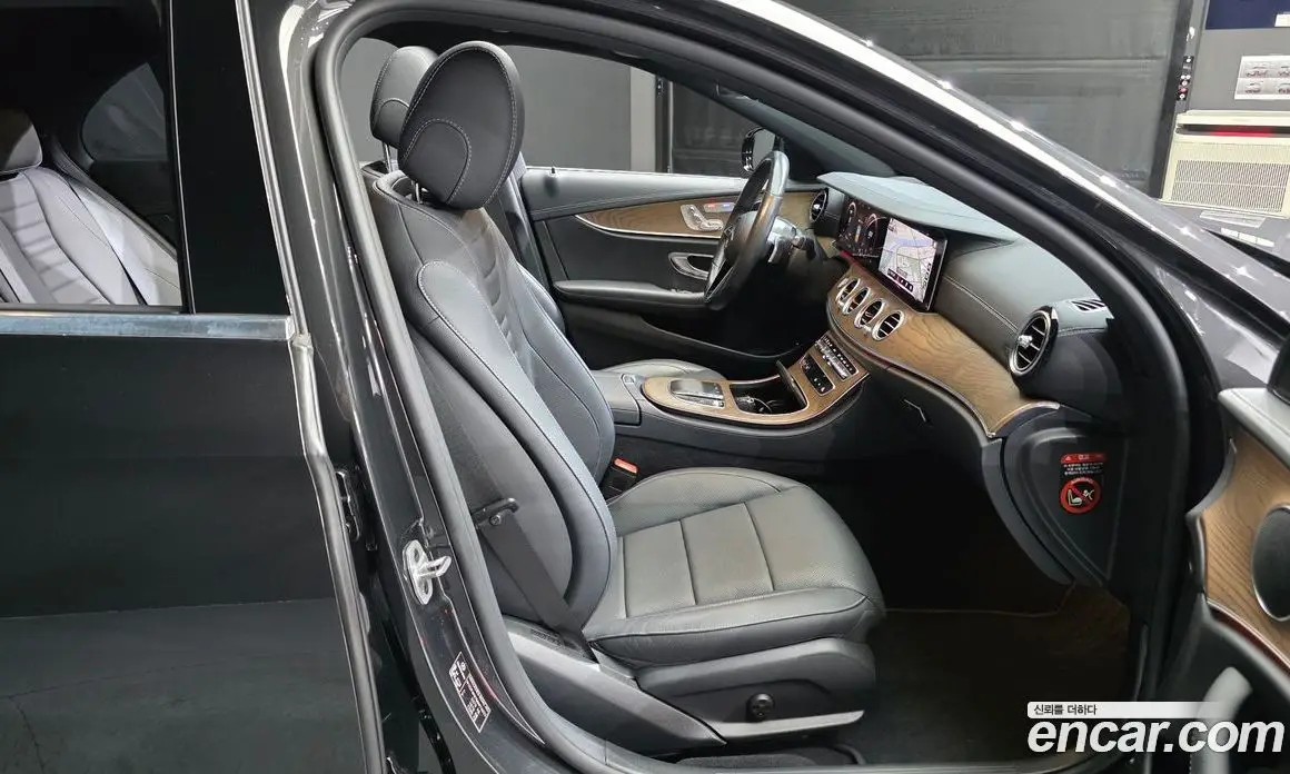 Mercedes-Benz E-Class 2021 2.0 автомат (гидро), фото 17