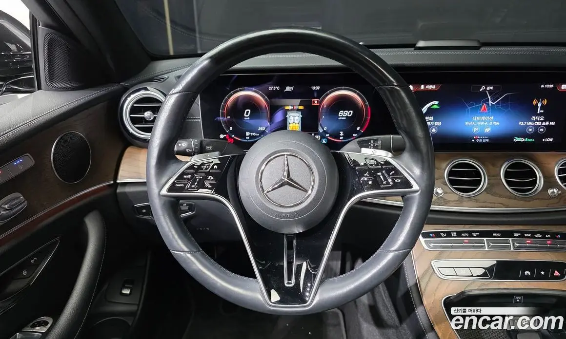 Mercedes-Benz E-Class 2021 2.0 автомат (гидро), фото 18