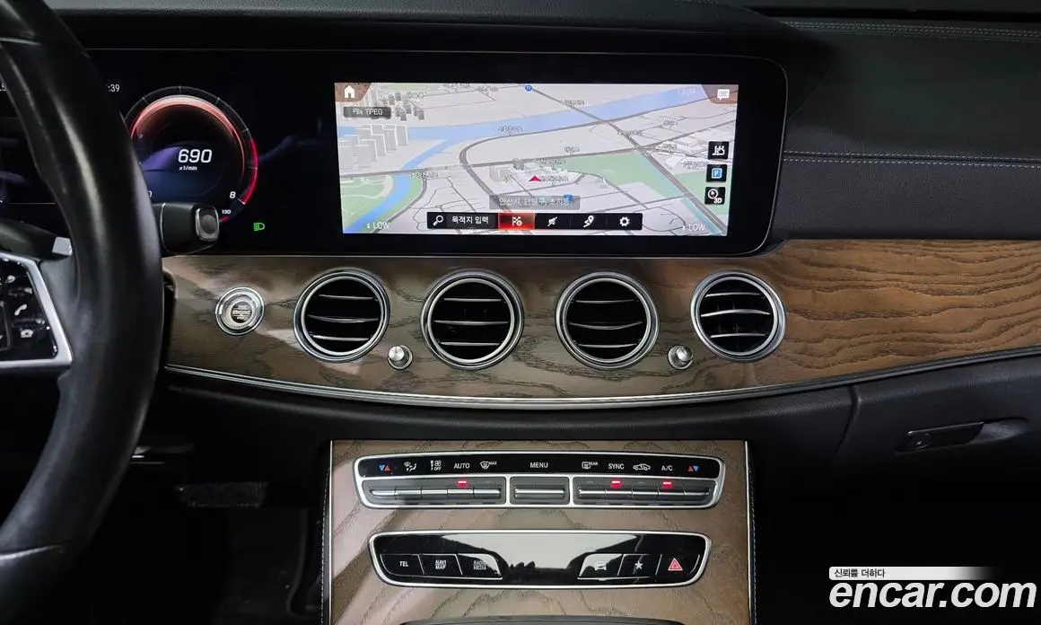 Mercedes-Benz E-Class 2021 2.0 автомат (гидро), фото 33