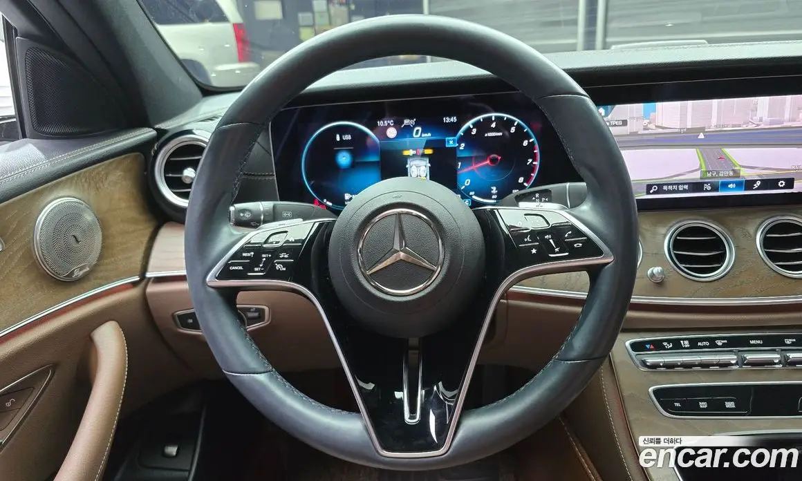 Mercedes-Benz E-Class 2022 2.0 автомат (гидро), фото 13 Mercedes-Benz E-Class 2022 2.0 автомат (гидро), фото 13