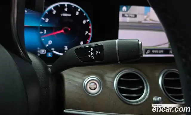 Mercedes-Benz E-Class 2022 2.0 автомат (гидро), миниатюра 9 Mercedes-Benz E-Class 2022 2.0 автомат (гидро), миниатюра 9