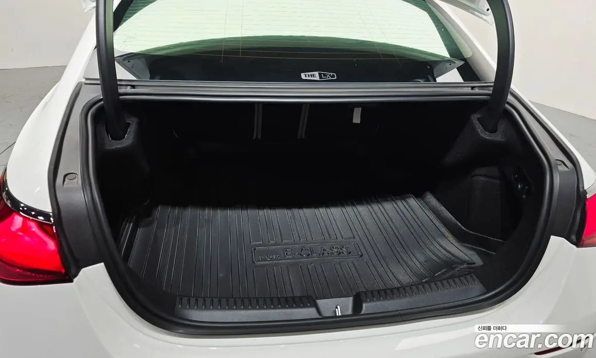 Mercedes-Benz E-Class 2025 3.0 автомат (гидро), фото 23