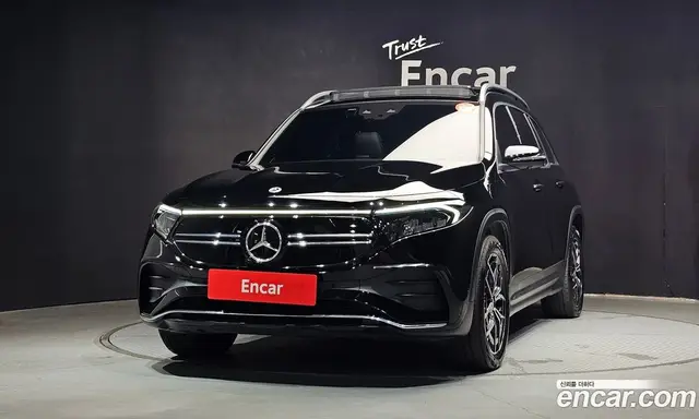 Mercedes-Benz EQB 2023 0.2 автомат (гидро), миниатюра 3