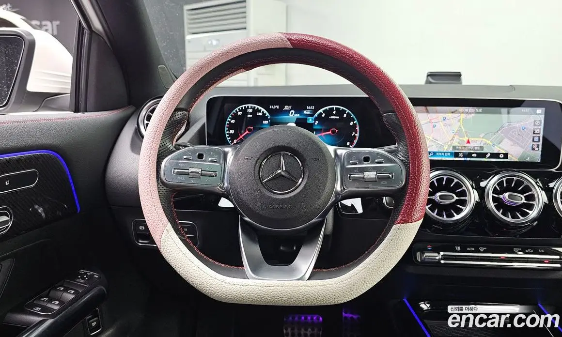 Mercedes-Benz GLA-Class 2020 2.0 автомат (гидро), фото 18