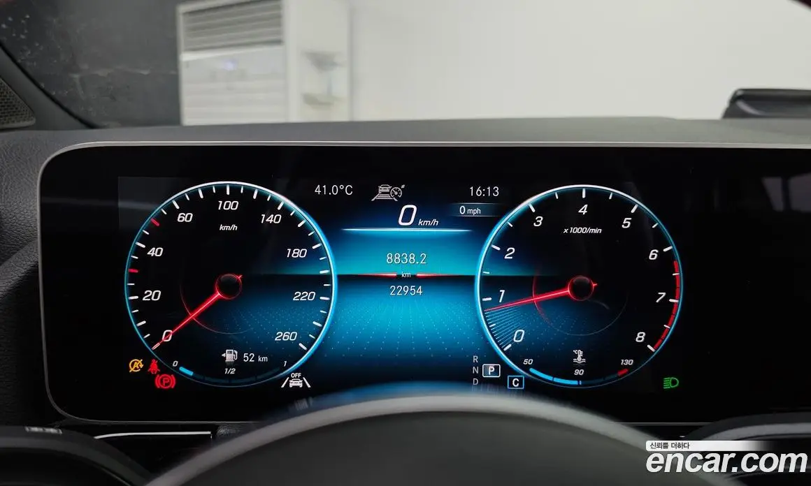 Mercedes-Benz GLA-Class 2020 2.0 автомат (гидро), фото 10