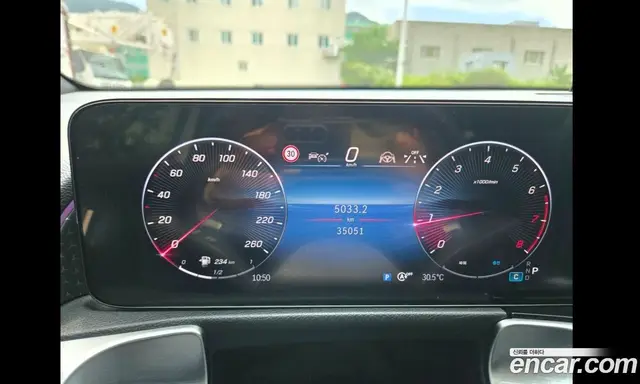 Mercedes-Benz GLB-Class 2024 2.0 автомат (гидро), миниатюра 11