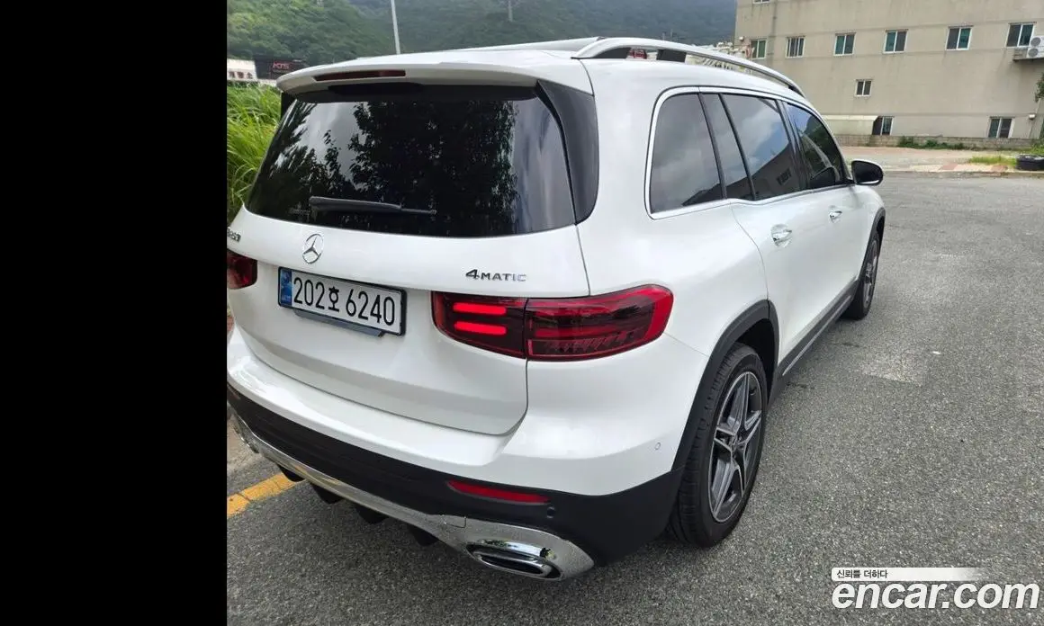 Mercedes-Benz GLB-Class 2024 2.0 автомат (гидро), фото 6