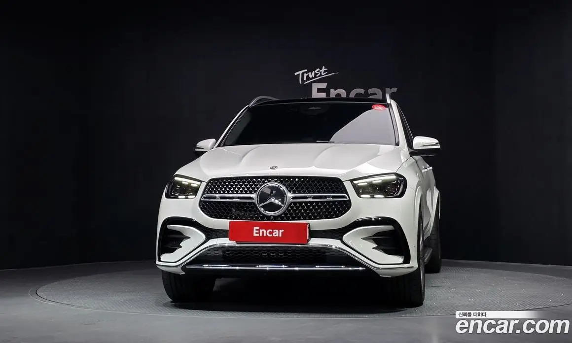 Mercedes-Benz GLE-Class 2025 3.0 автомат (гидро), фото 3